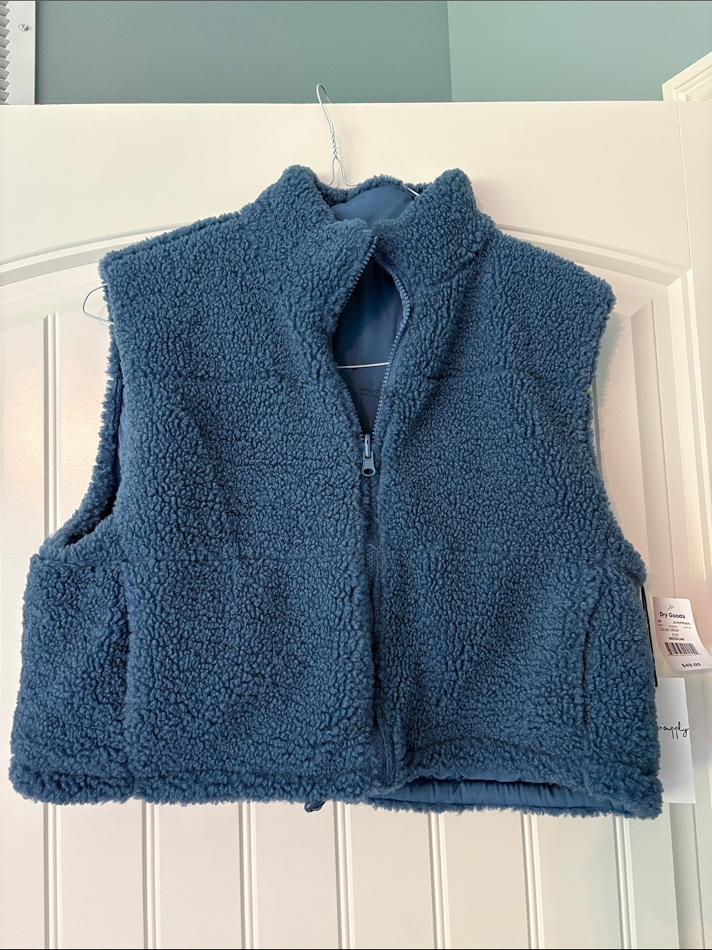 Thread & Supply Reversibile Sky Blue Sherpa-Lined Puffer Vest Sz M